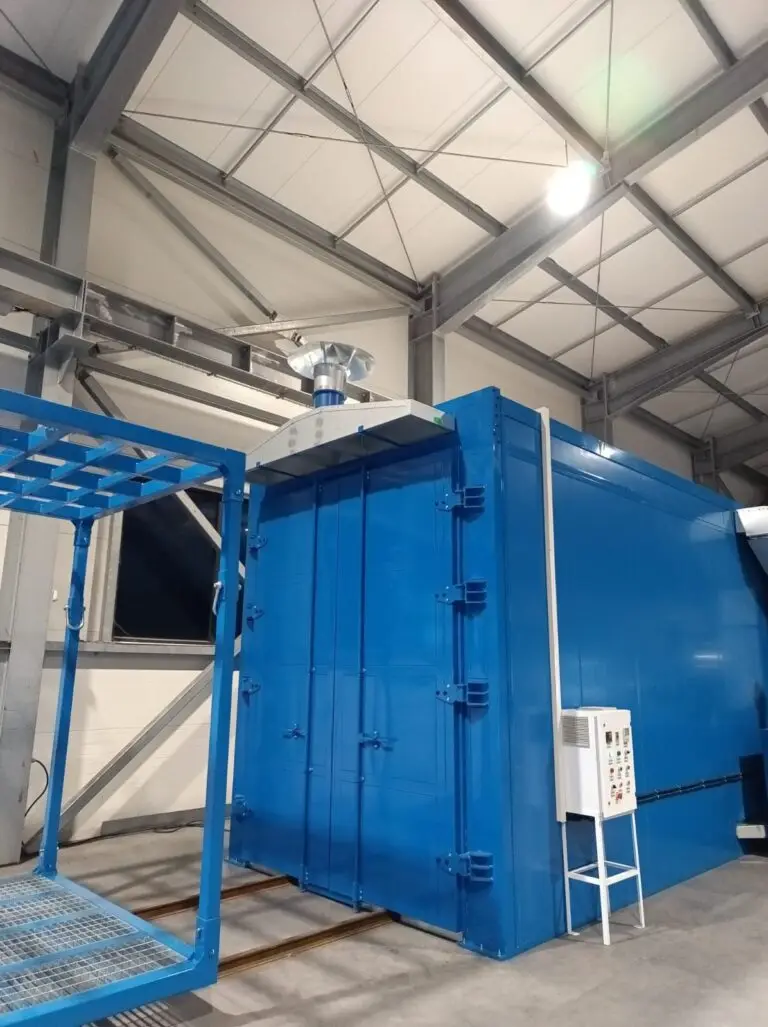 Powder coating booth with control cabinet