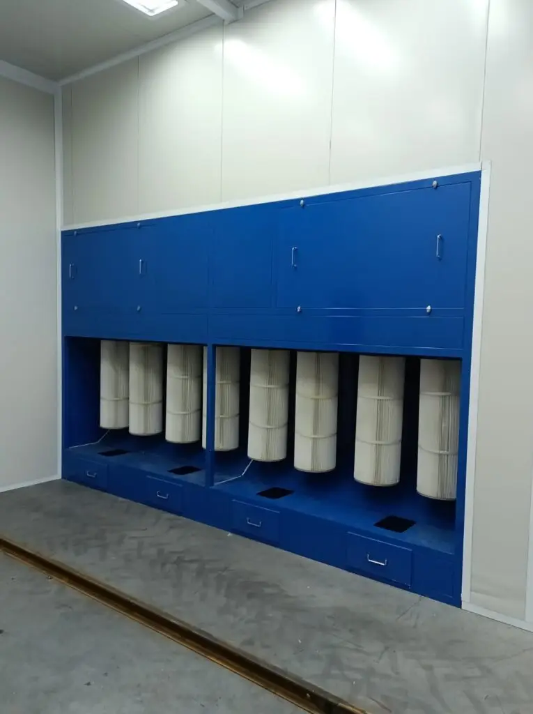 Powder coating booth cartridge filter wall